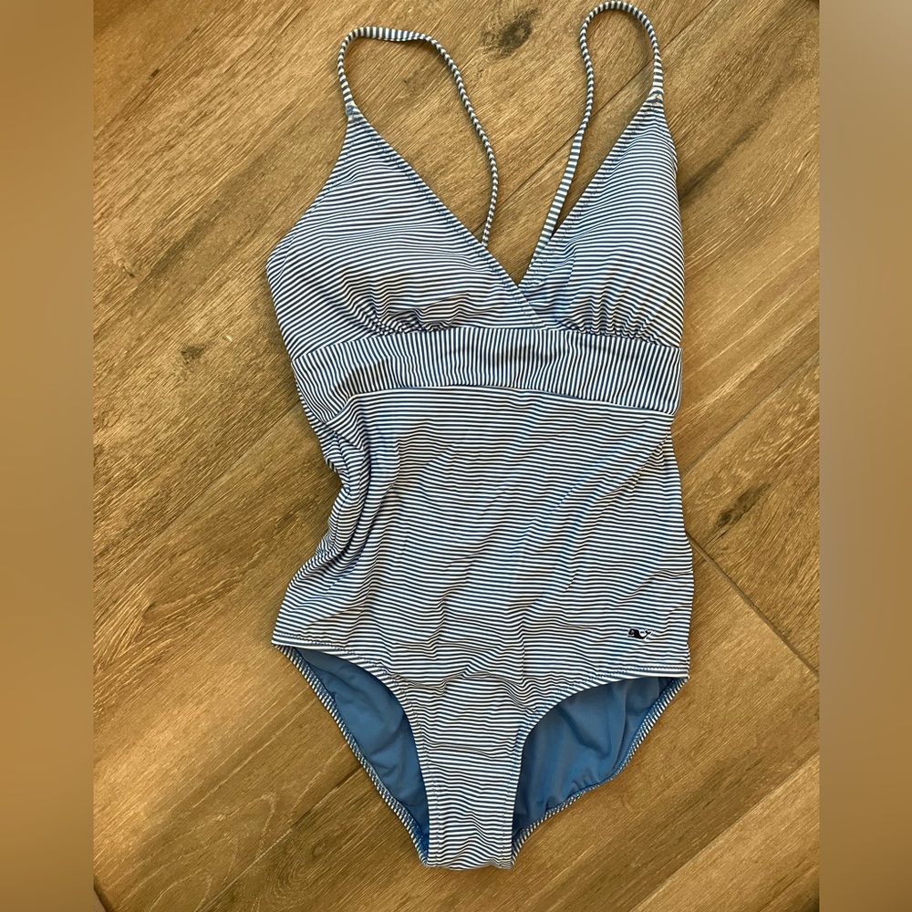 Never Worn Vineyard Vines Blue & White Striped One-Piece Swimsuit